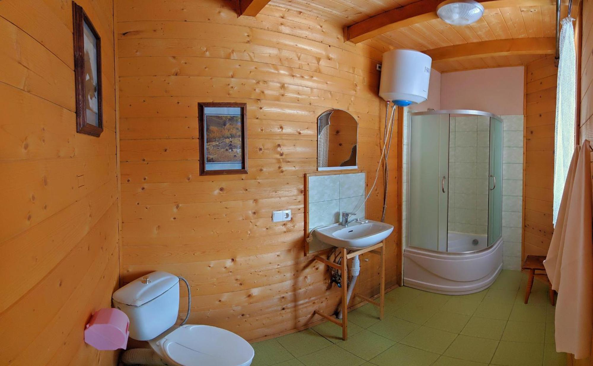 12 Months Estate Guest House Myslovka Стая снимка