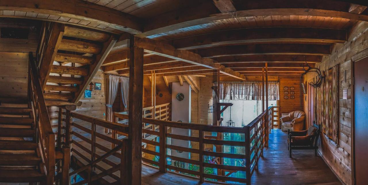 12 Months Estate Guest House Myslovka Екстериор снимка
